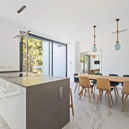 Coliving Double In Ariela With Pool And Sea And Mountain Views *
