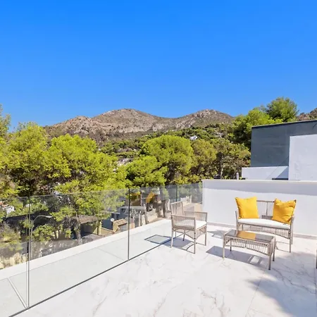 Homestay Coliving Double In Ariela With Pool And Sea And Mountain Views