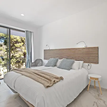 Coliving Double In Ariela With Pool And Sea And Mountain Views Homestay Malaga