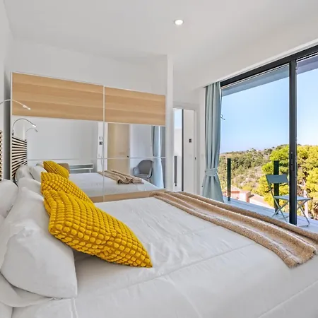 Homestay Coliving Double In Ariela With Pool And Sea And Mountain Views Malaga